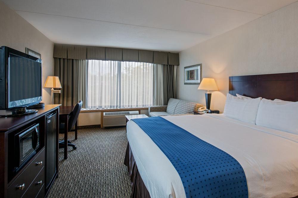 Fairfield Inn & Suites Springfield Ένφιλντ Εξωτερικό φωτογραφία
