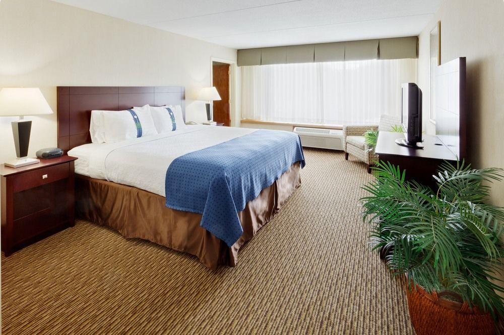 Fairfield Inn & Suites Springfield Ένφιλντ Εξωτερικό φωτογραφία