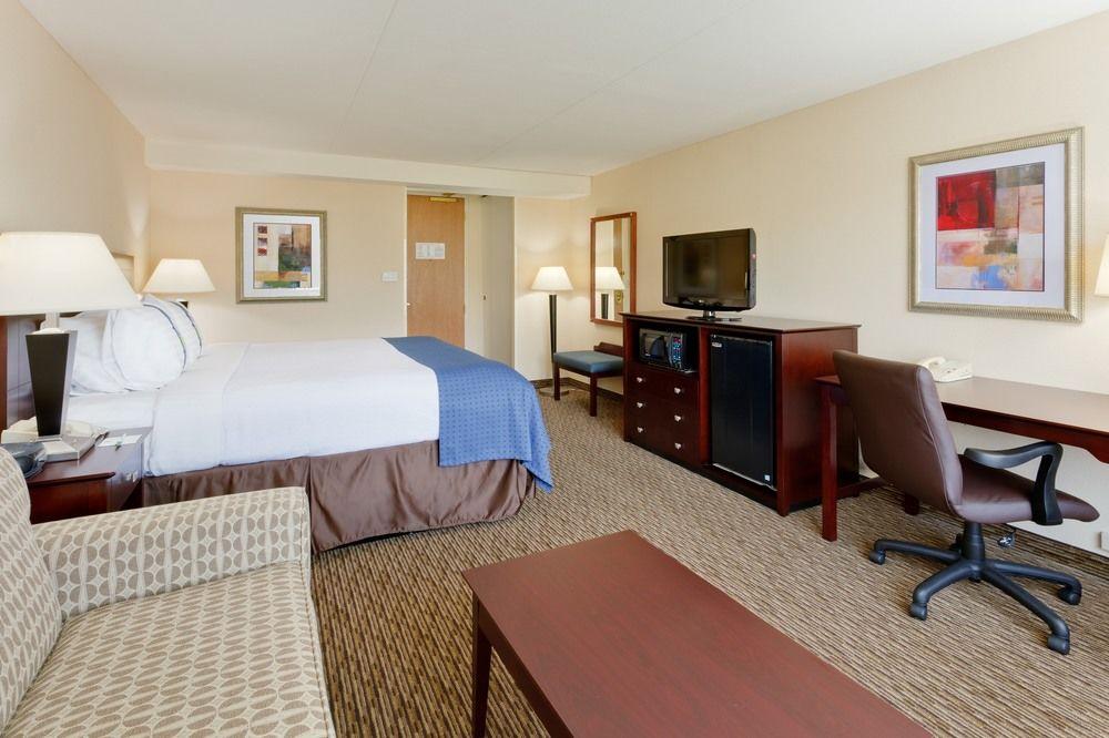 Fairfield Inn & Suites Springfield Ένφιλντ Εξωτερικό φωτογραφία