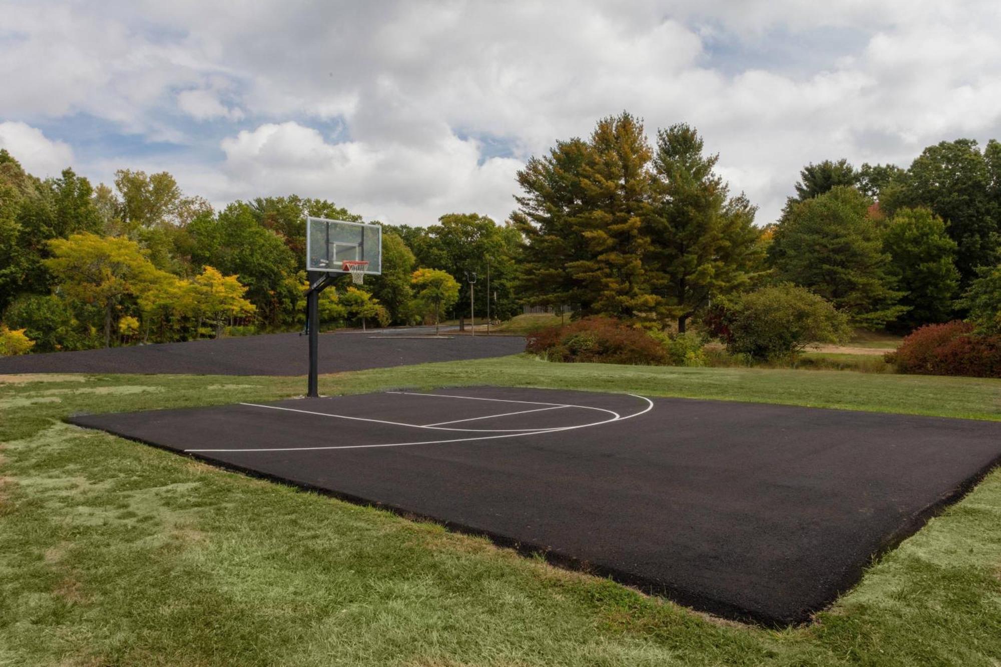 Fairfield Inn & Suites Springfield Ένφιλντ Εξωτερικό φωτογραφία
