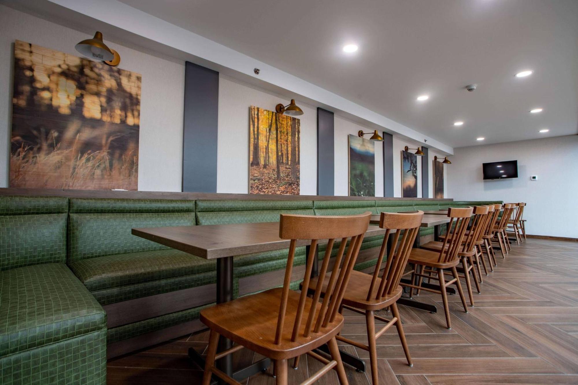 Fairfield Inn & Suites Springfield Ένφιλντ Εξωτερικό φωτογραφία